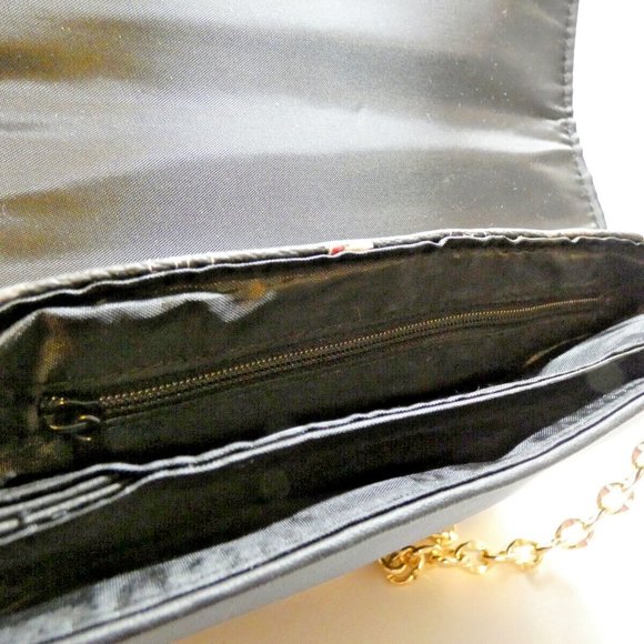 Disney Crossbody Bag Purse Mickey Minnie Mouse Black Embossed Gold Chain NWT - Picture 8 of 14